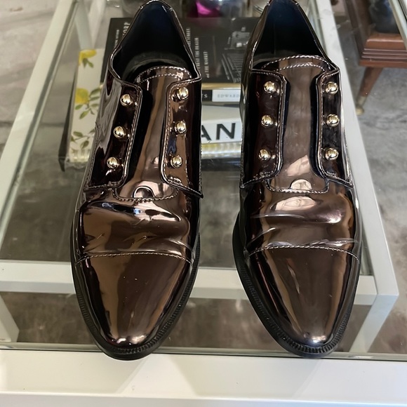 Woman’s loafers shoes - Picture 1 of 5